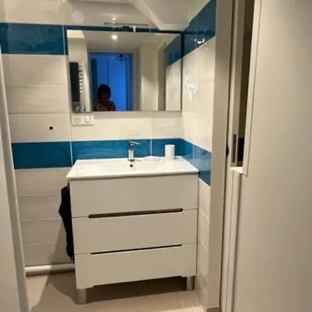 Beau Dans Un Cadre Exceptionnel De Verdure * Maisons-Laffitte